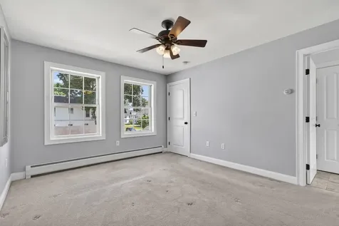 75 Mcduffie Street Manchester NH 03102