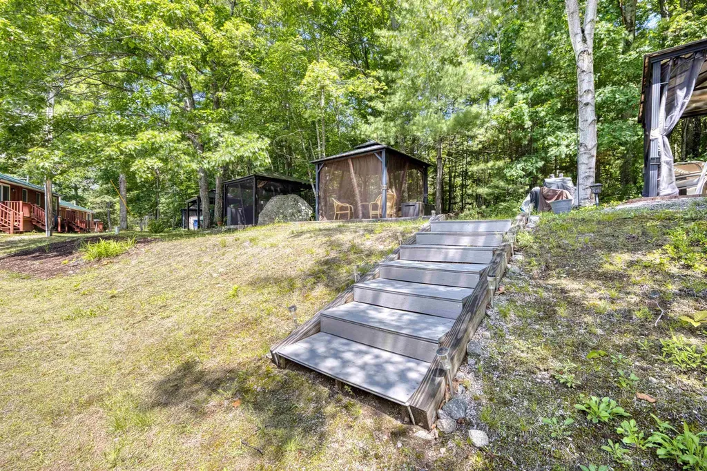 109 Washington Road Freedom NH 03836
