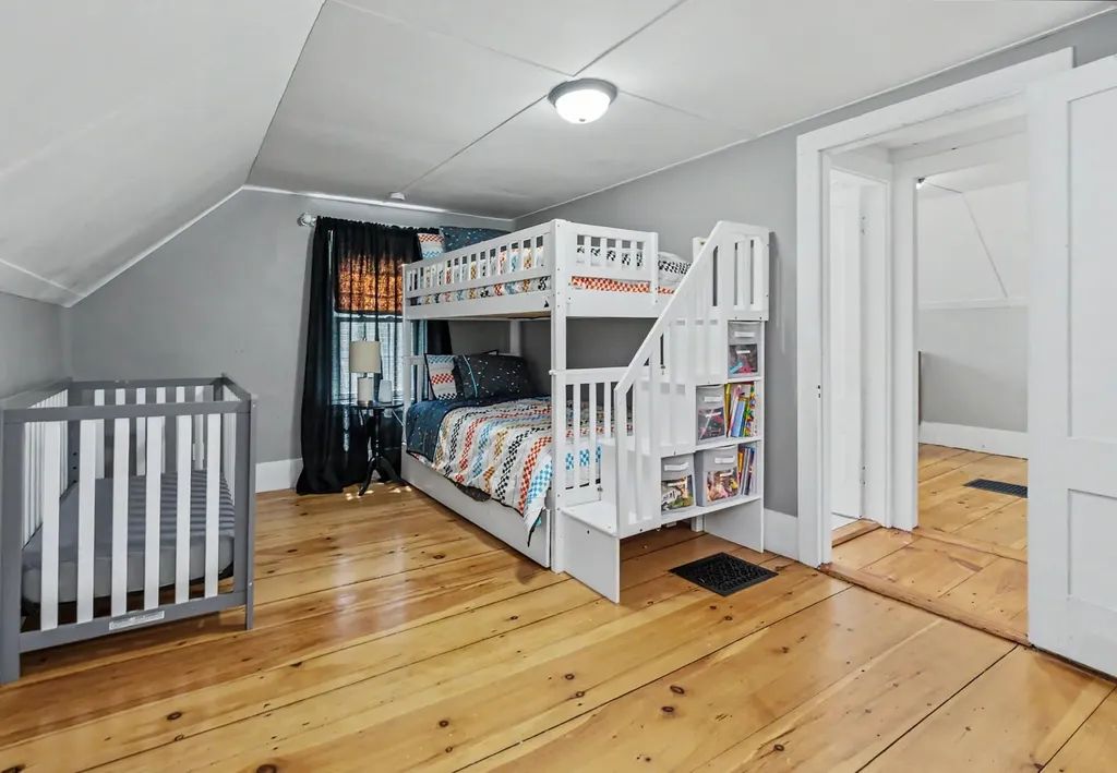 15 Depot Road East Kingston NH 03827