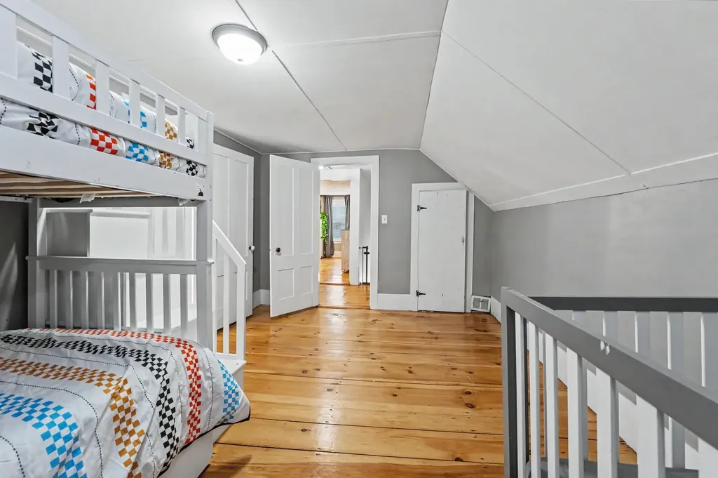 15 Depot Road East Kingston NH 03827