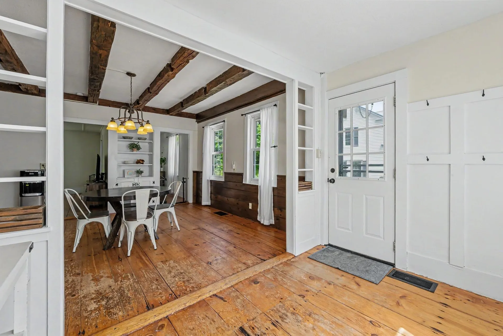15 Depot Road East Kingston NH 03827