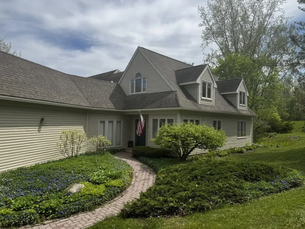 121 Covington Lane Shelburne VT 05482
