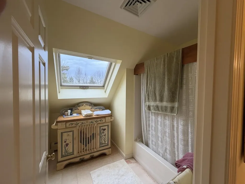 121 Covington Lane Shelburne VT 05482