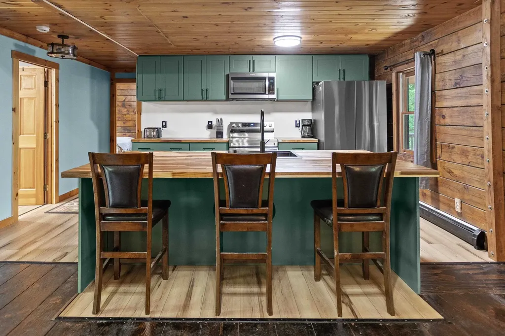 767 Berry River Road Barrington NH 03825
