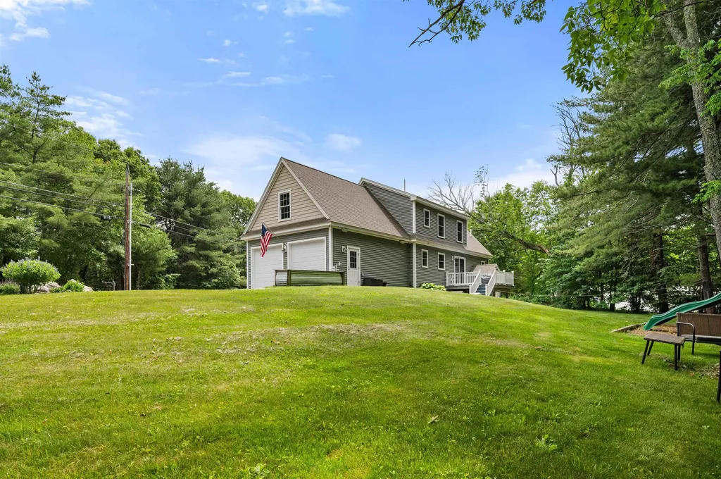 34 Crawley Falls Road Brentwood NH 03833