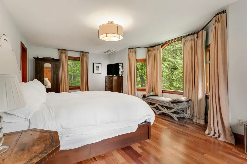 1570 East Road Berlin VT 05641