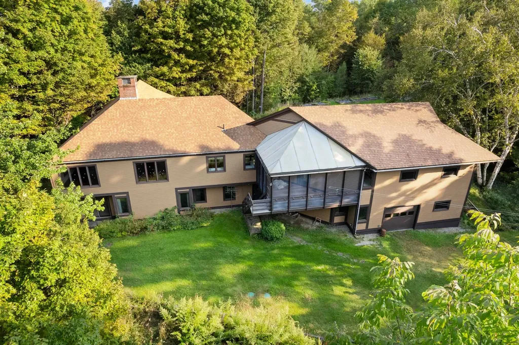 1570 East Road Berlin VT 05641
