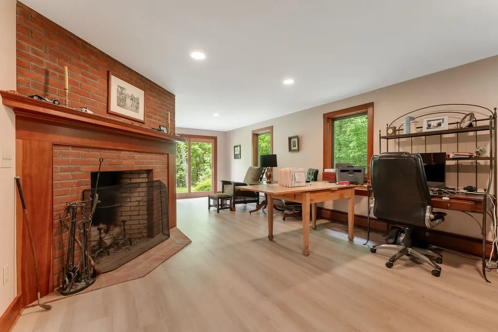 1570 East Road Berlin VT 05641