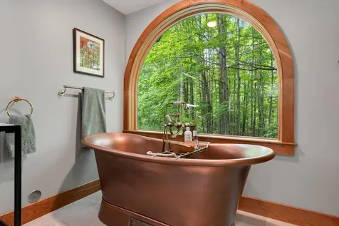 1570 East Road Berlin VT 05641