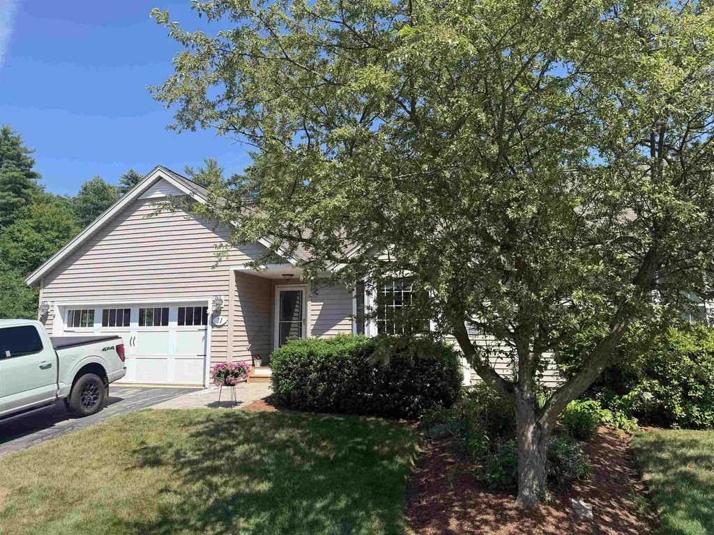 11 Aspen Drive Hampstead NH 03826