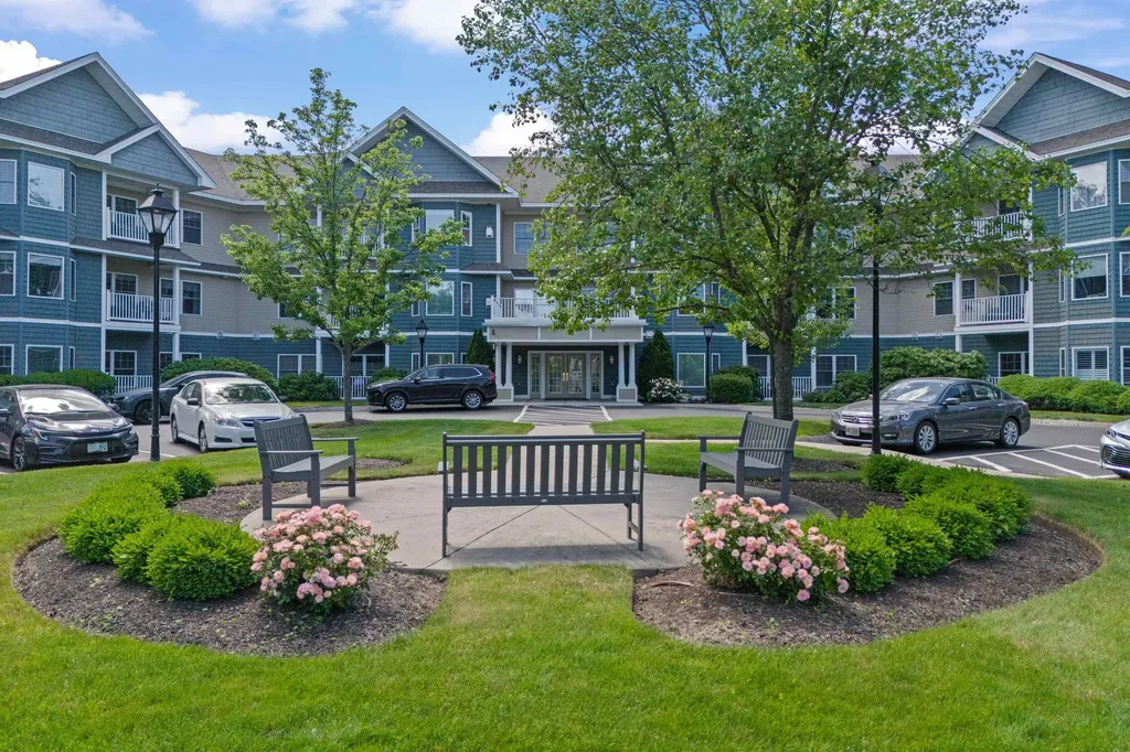 65 Hawthorne Drive Bedford NH 03110