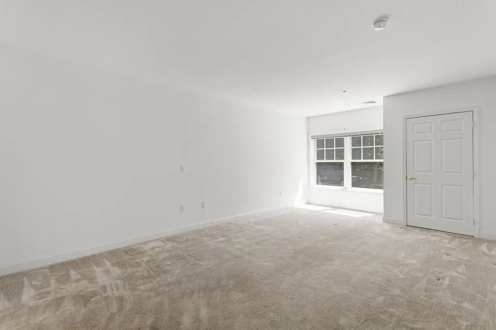 65 Hawthorne Drive Bedford NH 03110