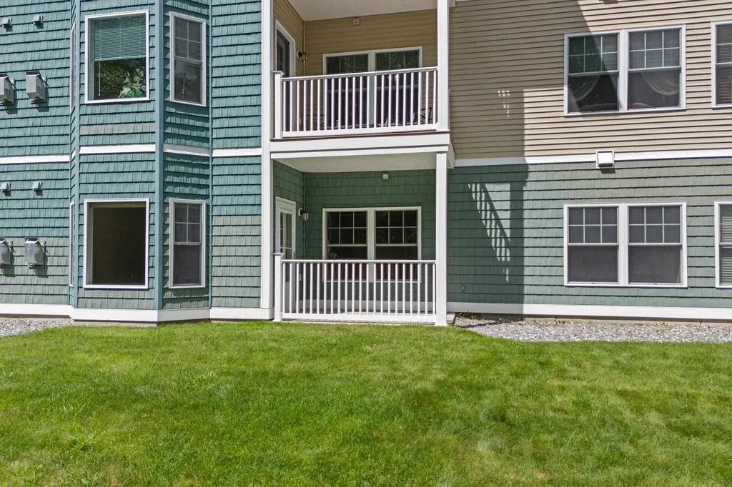 65 Hawthorne Drive Bedford NH 03110