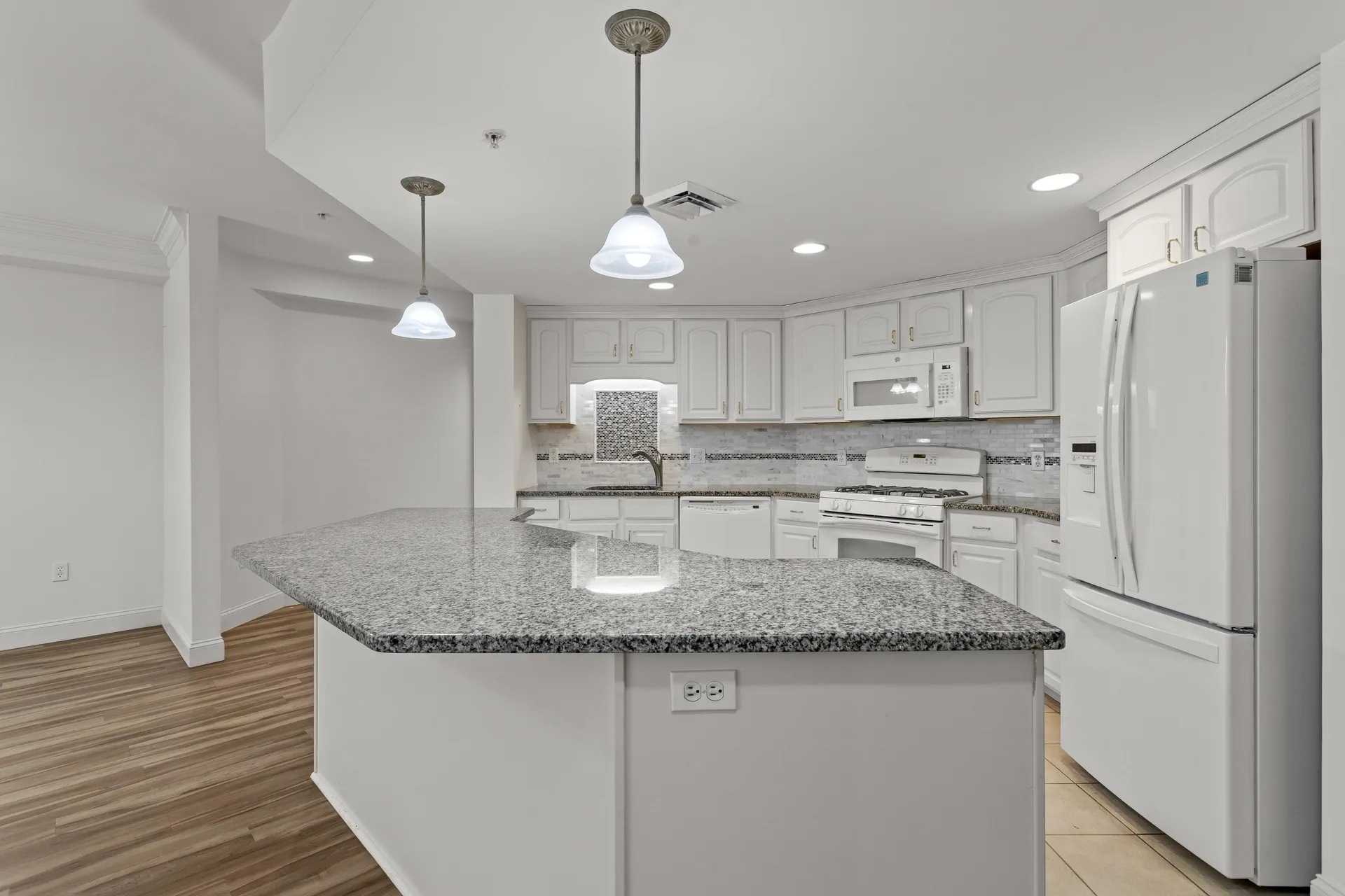 65 Hawthorne Drive Bedford NH 03110