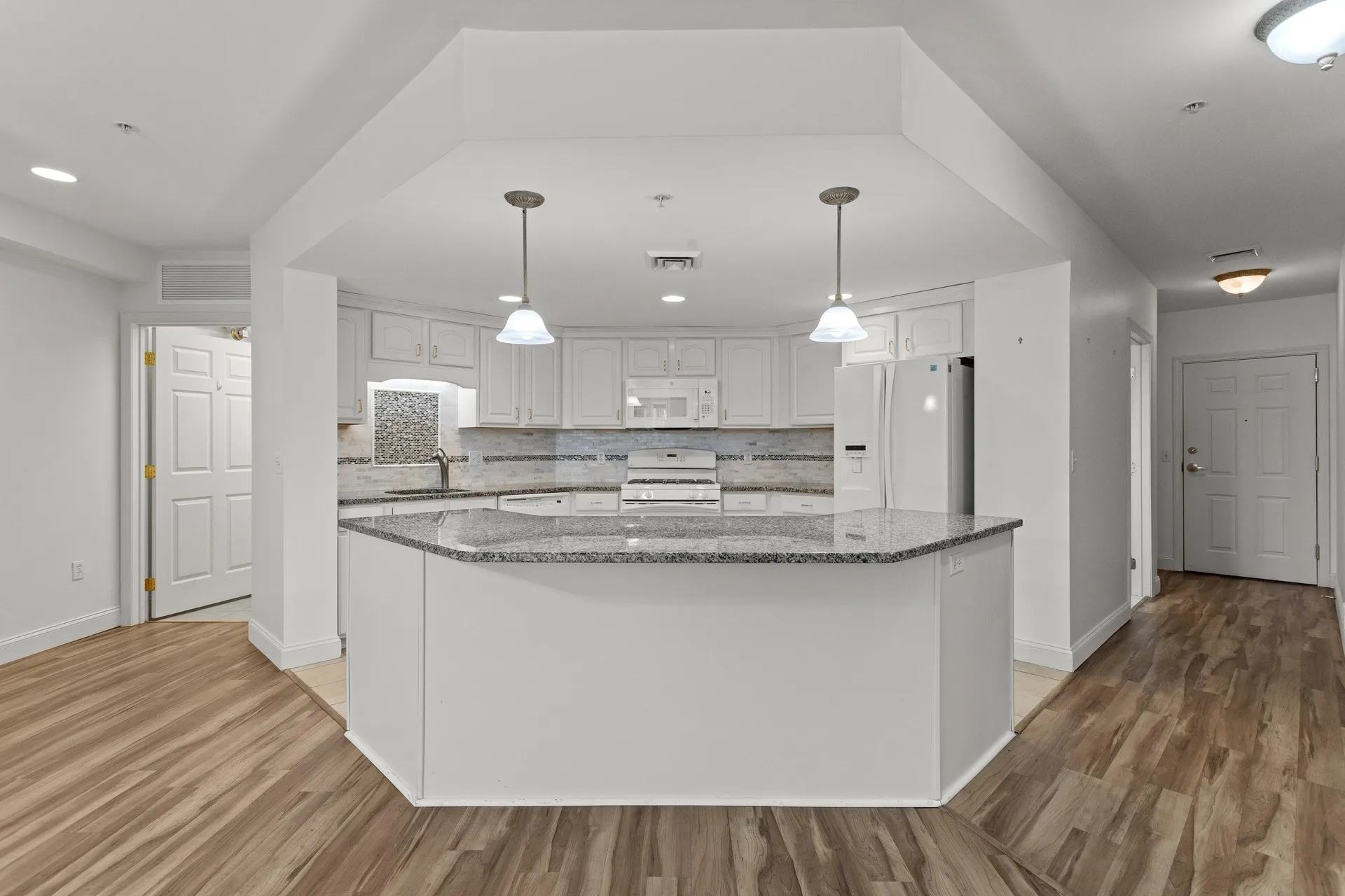 65 Hawthorne Drive Bedford NH 03110