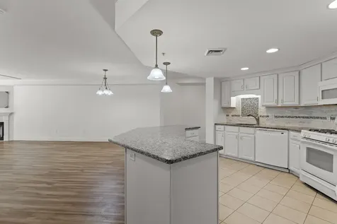 65 Hawthorne Drive Bedford NH 03110
