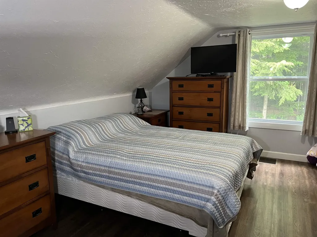 76 Woodside Drive Bridgewater NH 03222