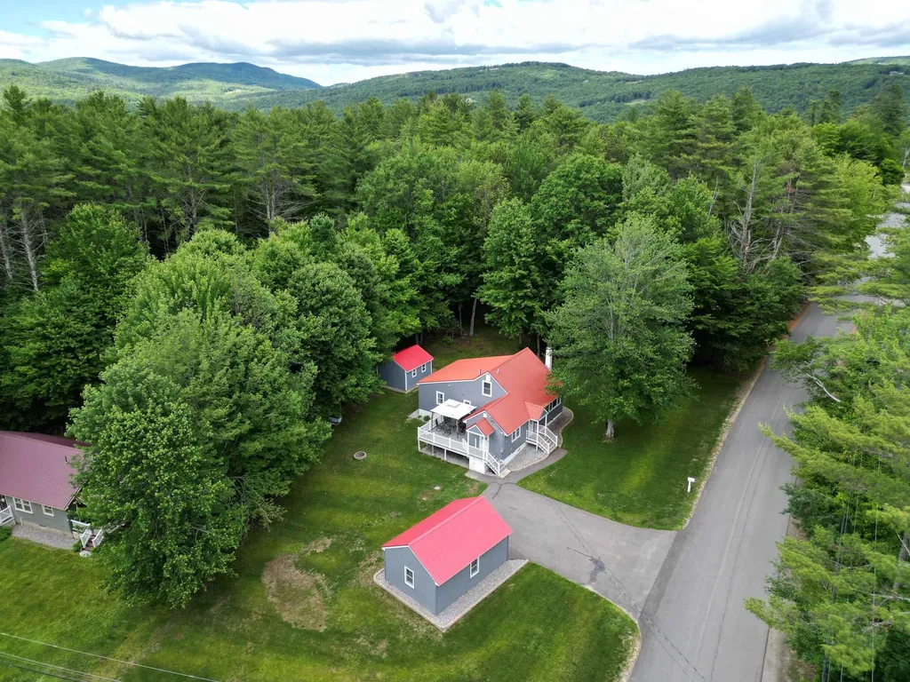76 Woodside Drive Bridgewater NH 03222