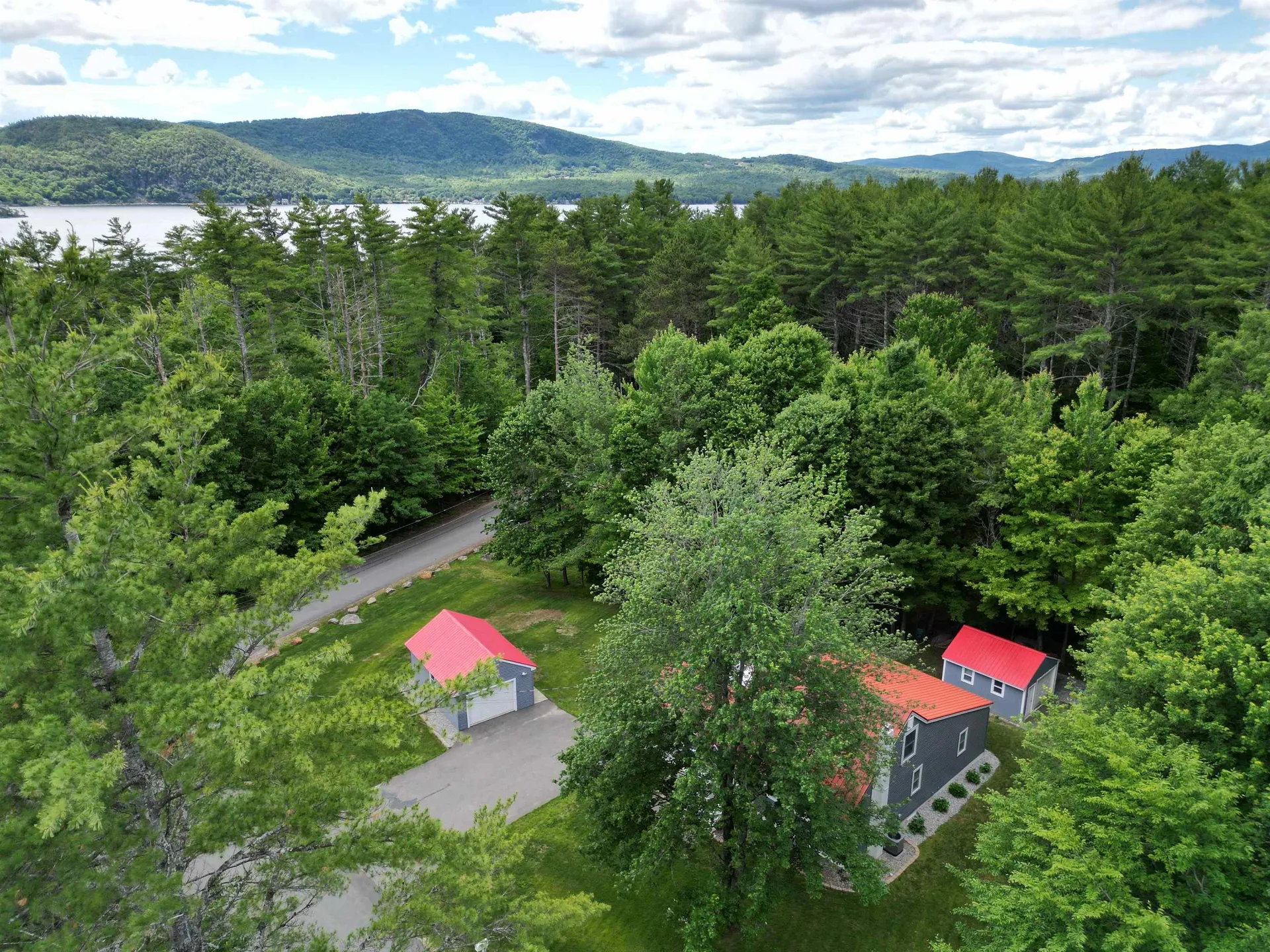 76 Woodside Drive Bridgewater NH 03222