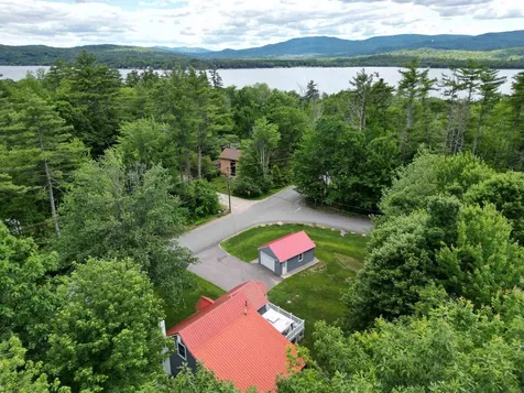 76 Woodside Drive Bridgewater NH 03222