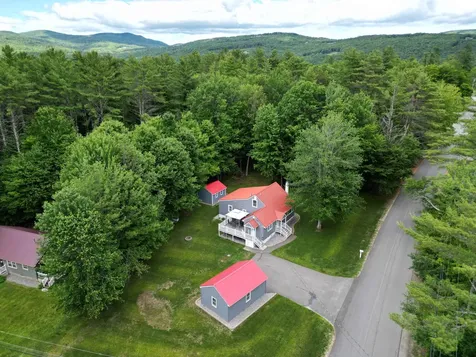 76 Woodside Drive Bridgewater NH 03222