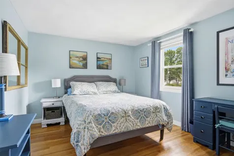 7 Wilmington Street Nashua NH 03062