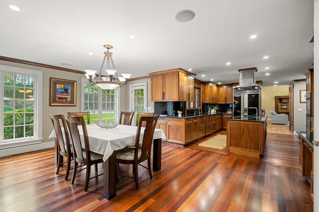 56 Oak Drive Bedford NH 03110