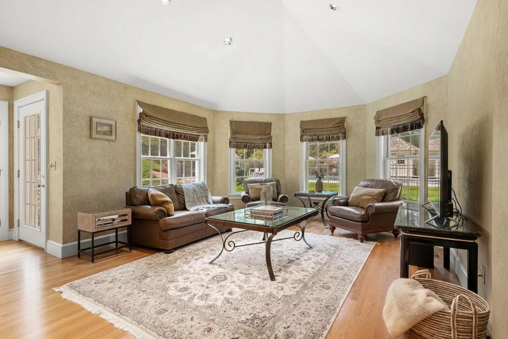 56 Oak Drive Bedford NH 03110
