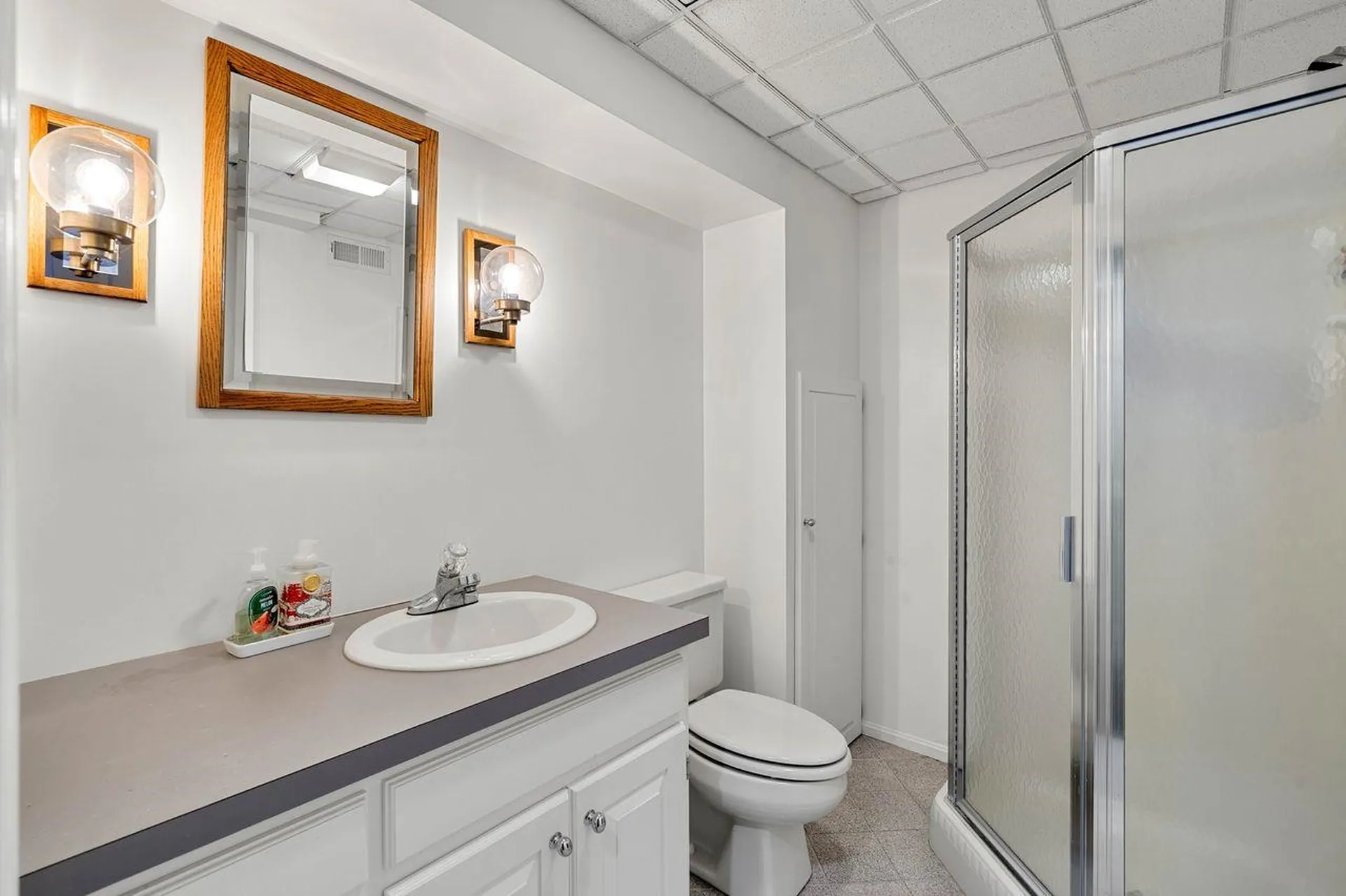 56 Oak Drive Bedford NH 03110