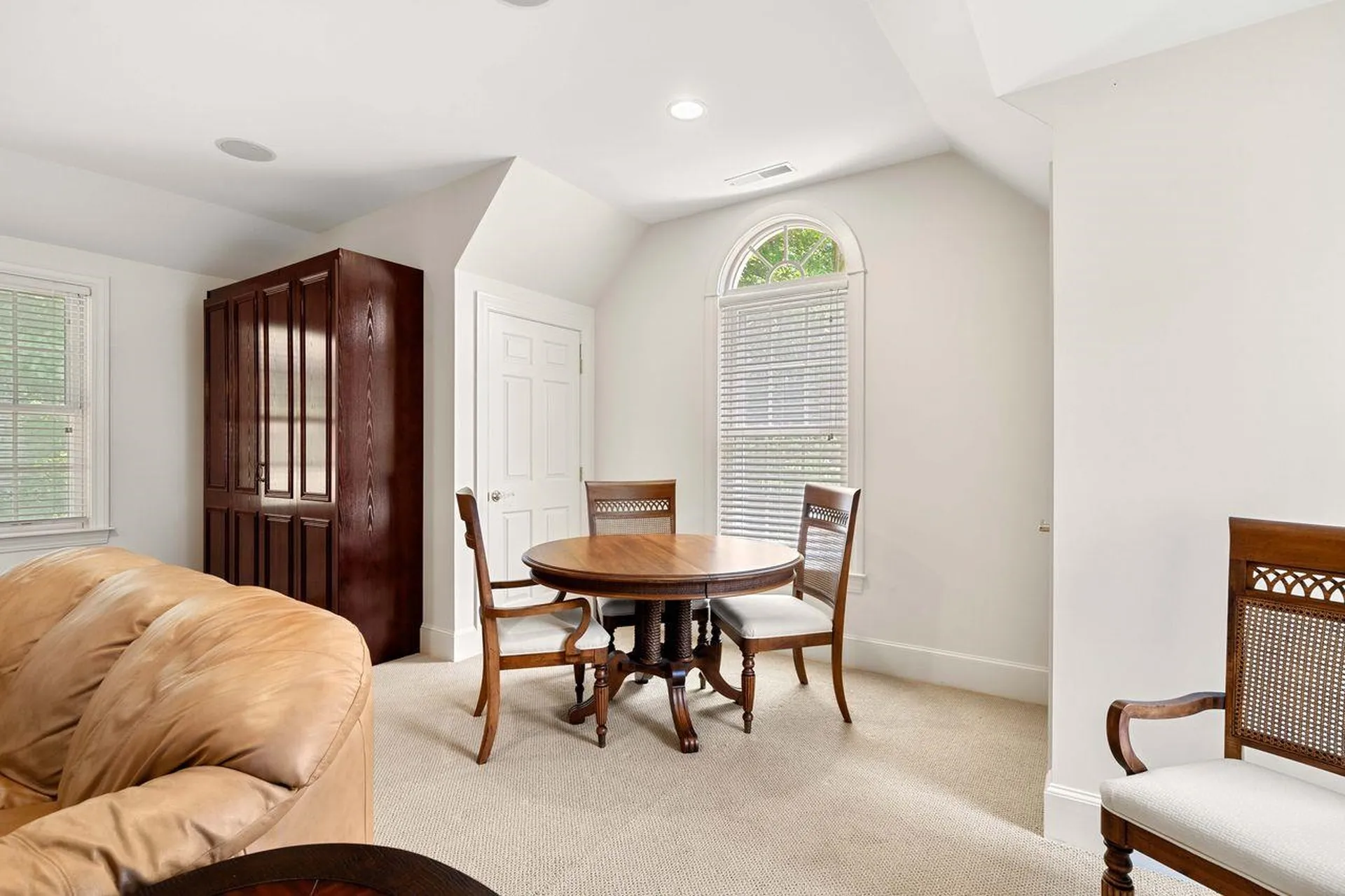 56 Oak Drive Bedford NH 03110