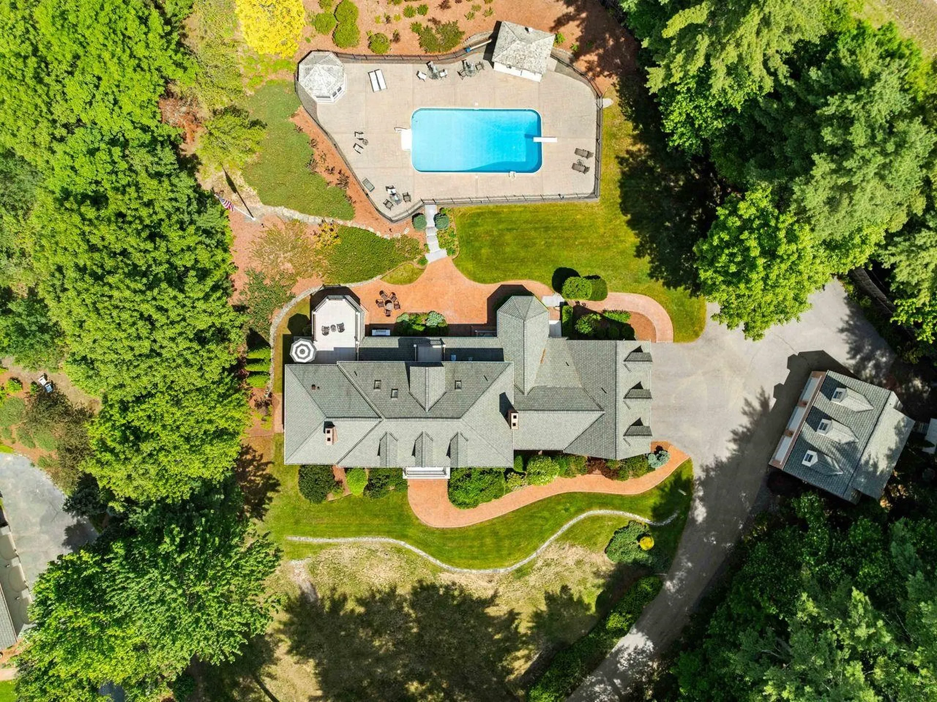 56 Oak Drive Bedford NH 03110
