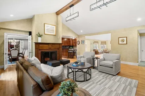 56 Oak Drive Bedford NH 03110