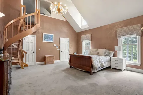 56 Oak Drive Bedford NH 03110