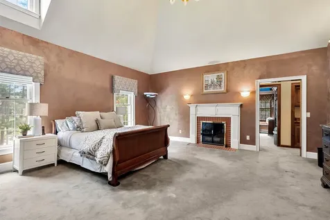 56 Oak Drive Bedford NH 03110