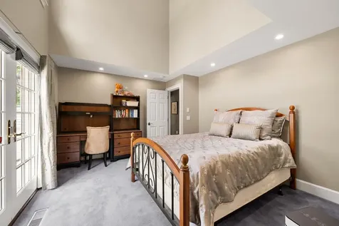 56 Oak Drive Bedford NH 03110
