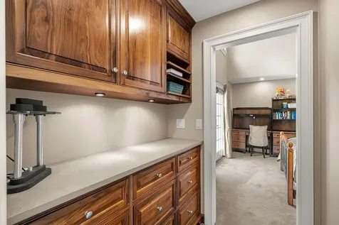 56 Oak Drive Bedford NH 03110