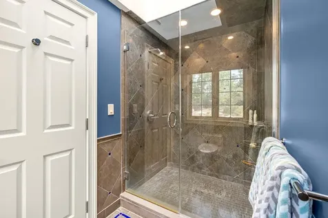 56 Oak Drive Bedford NH 03110