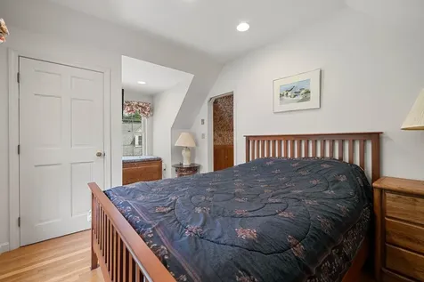 56 Oak Drive Bedford NH 03110