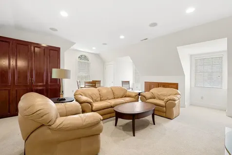 56 Oak Drive Bedford NH 03110