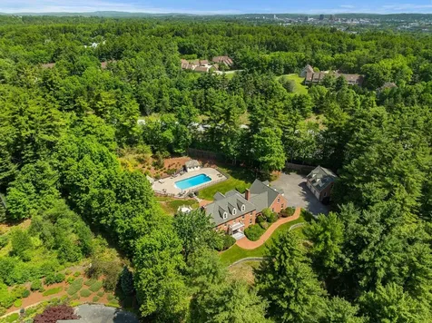 56 Oak Drive Bedford NH 03110