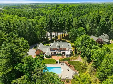 56 Oak Drive Bedford NH 03110