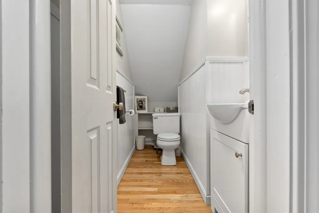 9 Comings Court Exeter NH 03833