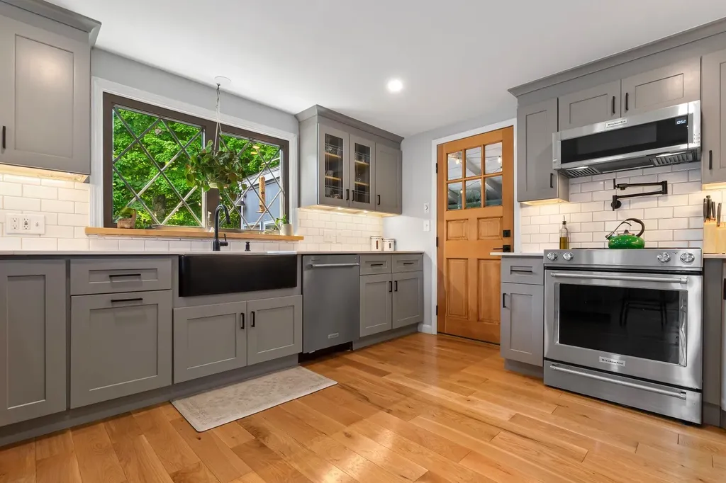 9 Comings Court Exeter NH 03833