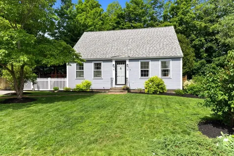 9 Comings Court Exeter NH 03833