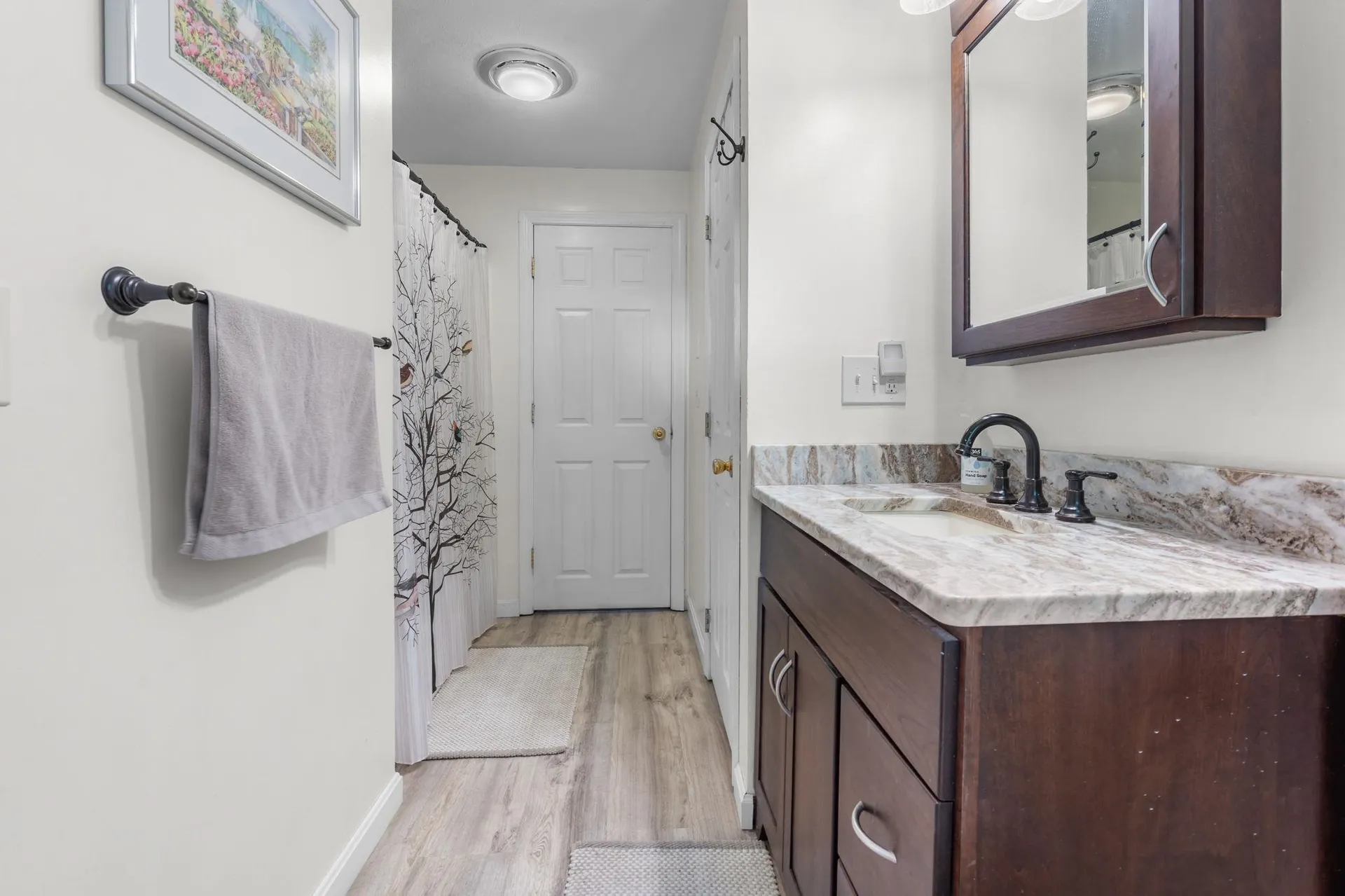 21 Emerald Drive Derry NH 03038