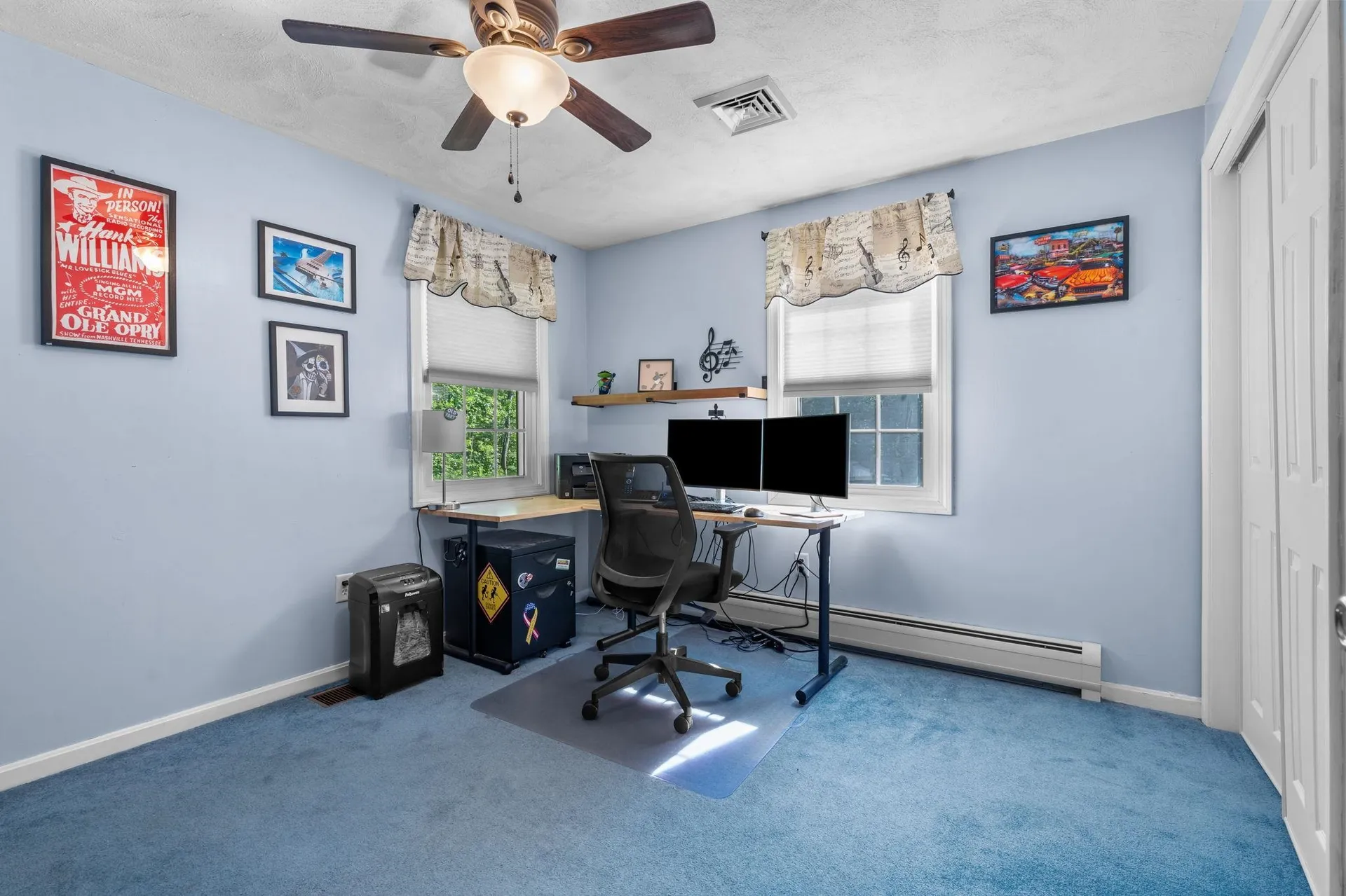21 Emerald Drive Derry NH 03038