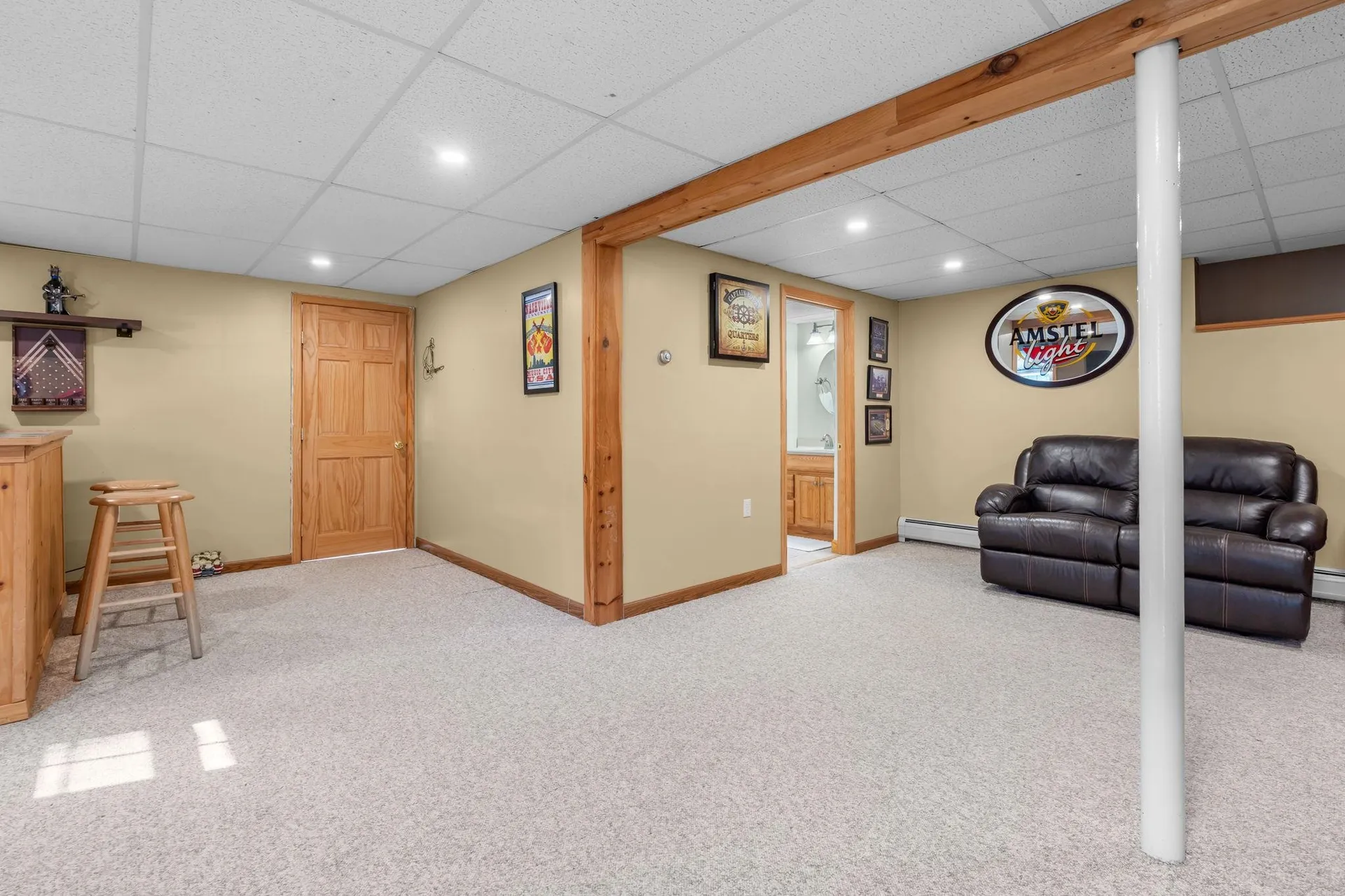 21 Emerald Drive Derry NH 03038