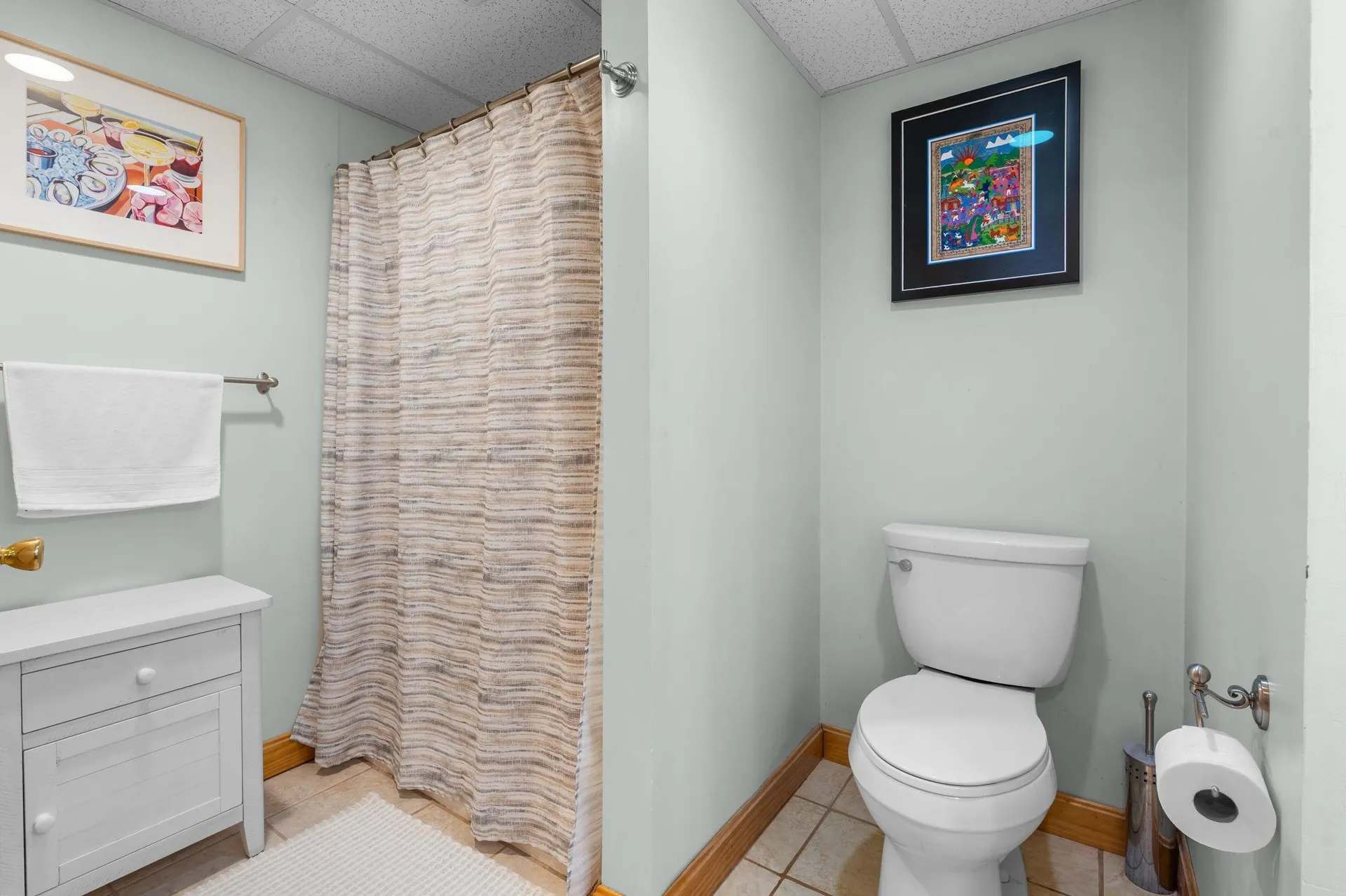 21 Emerald Drive Derry NH 03038