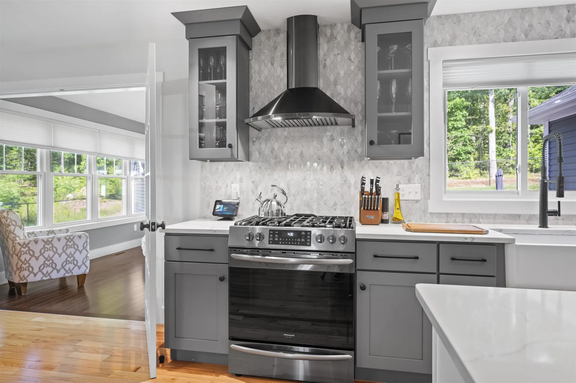 22 Kendall Lane Raymond NH 03077
