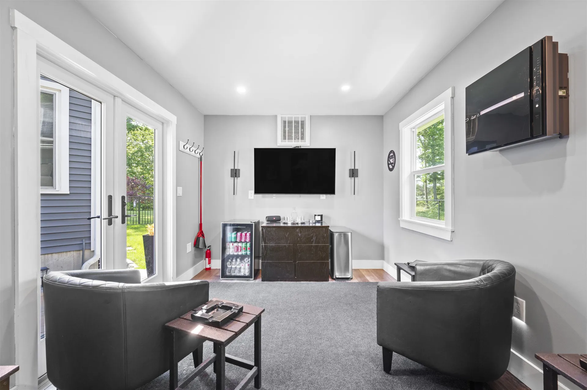 22 Kendall Lane Raymond NH 03077